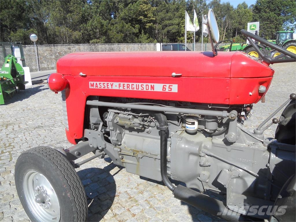 Massey Ferguson 65 Трактори