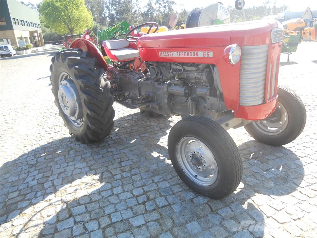 Massey Ferguson 65 Трактори