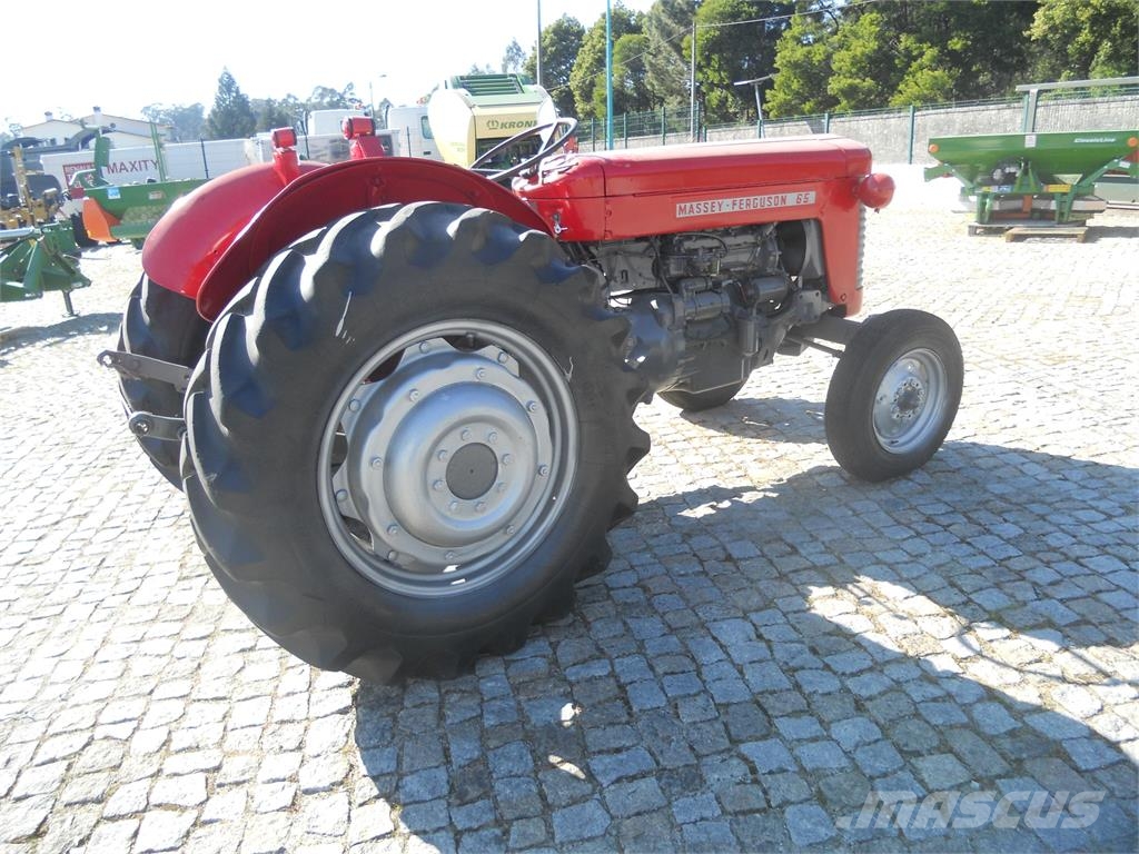 Massey Ferguson 65 Трактори