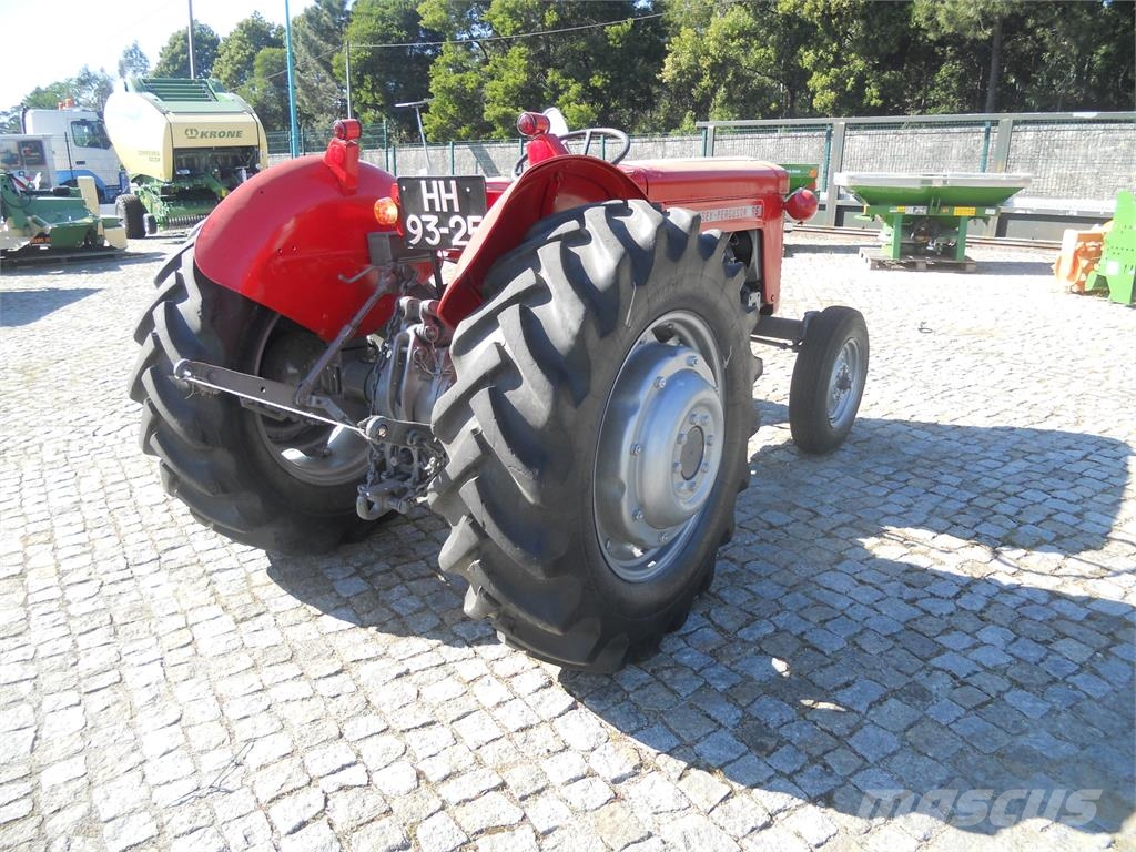Massey Ferguson 65 Трактори