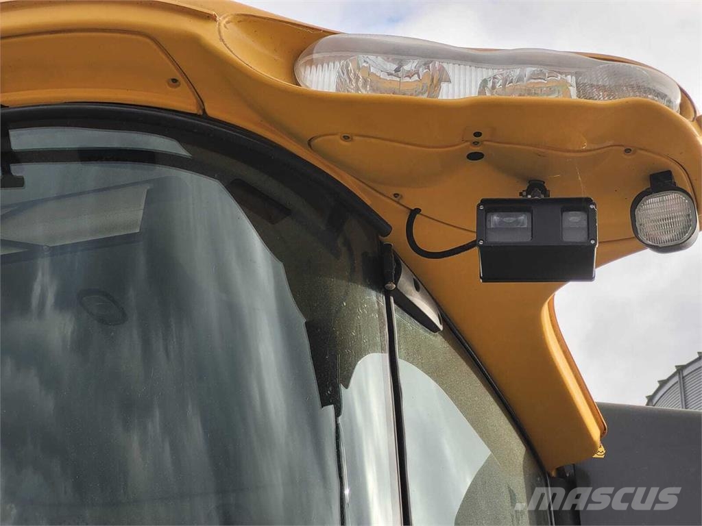 New Holland CR 9080 Teraviljakombainid