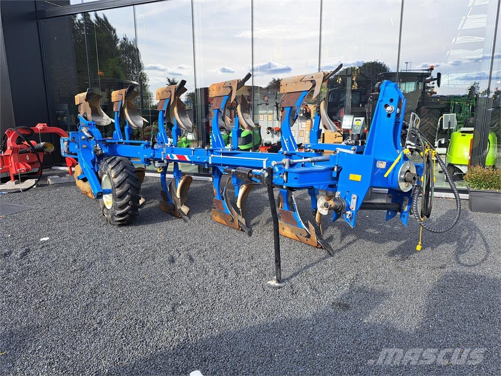 New Holland PHV51080S XLD Dvojstranné pluhy