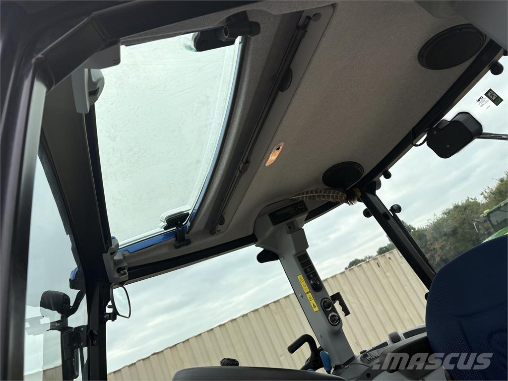 New Holland PowerStar 75 Traktori