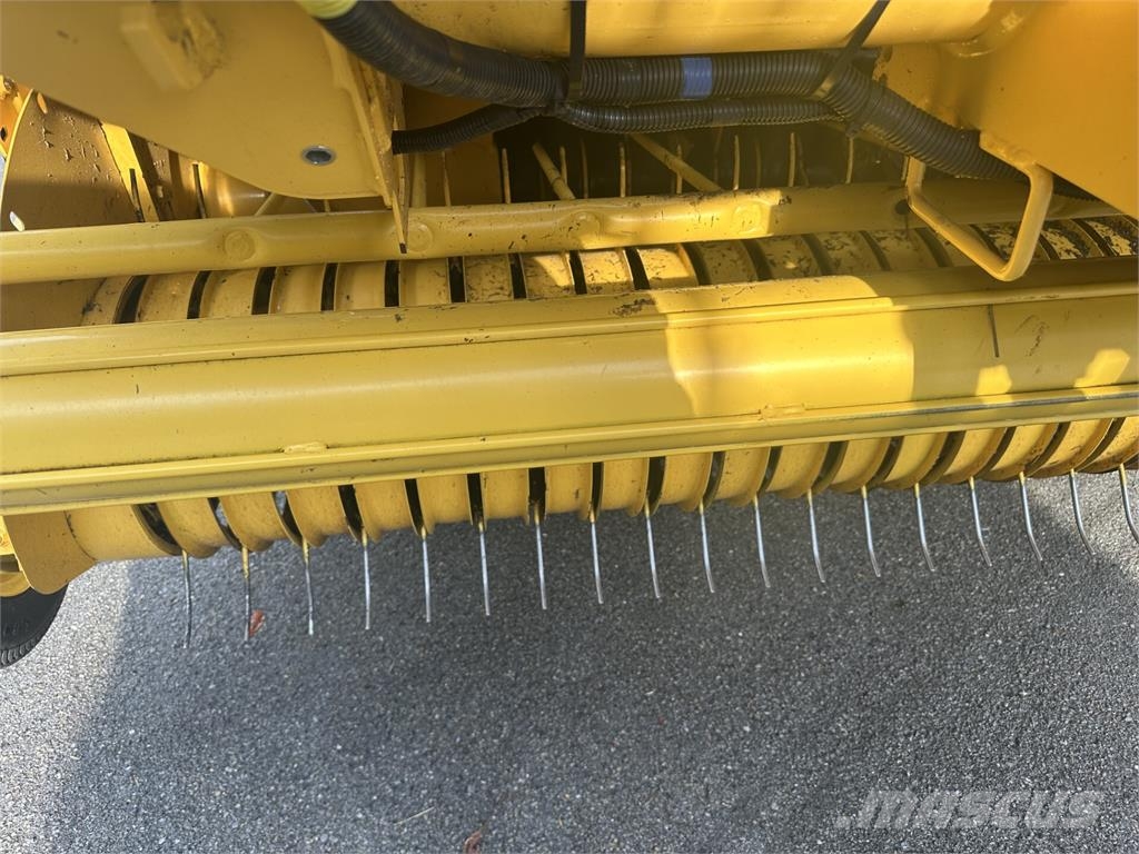 New Holland Rollbelt 450 Körbálázók