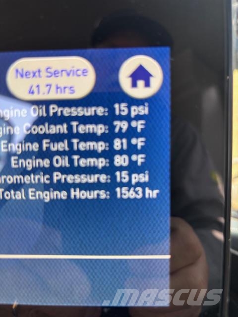 New Holland SP.310F الرشاشات