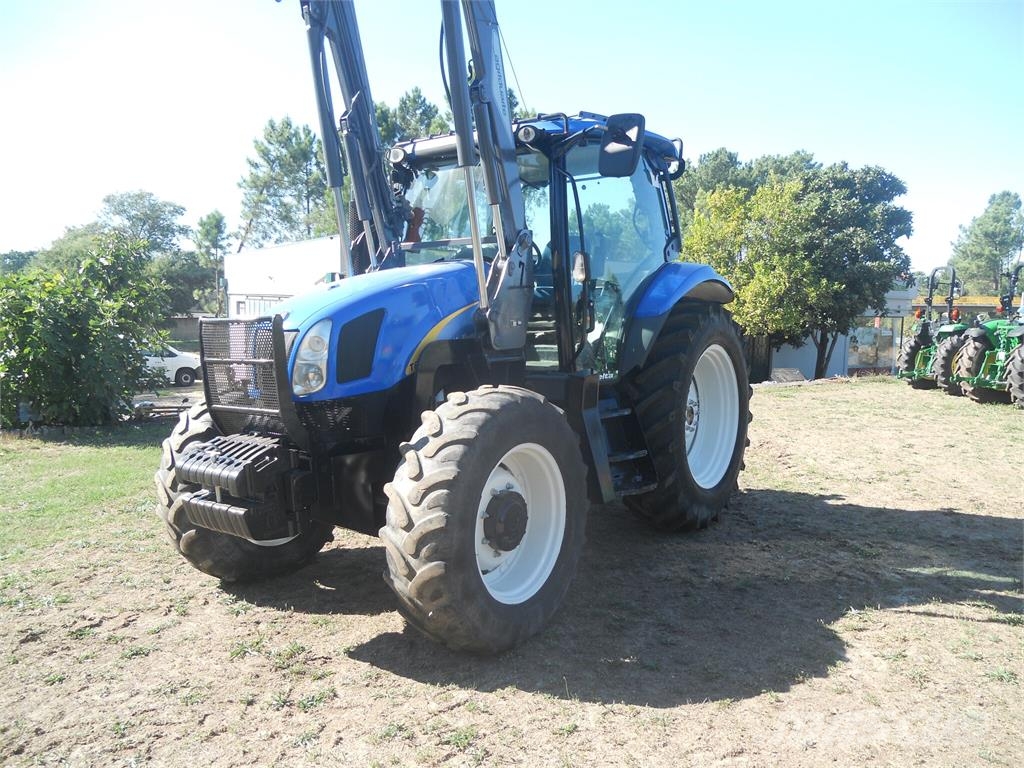 New Holland T 6010 Traktori