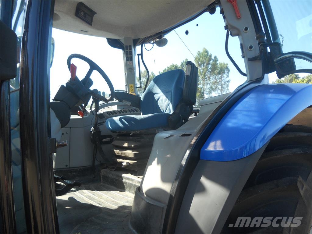 New Holland T 6010 Traktori