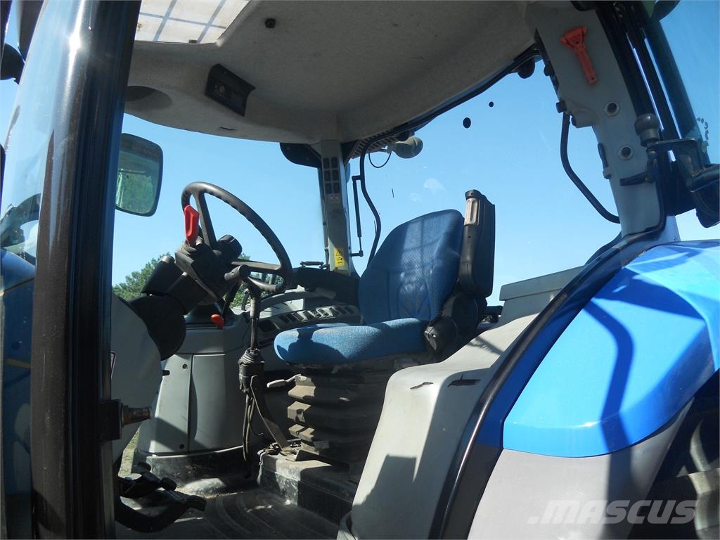 New Holland T 6010 Traktori