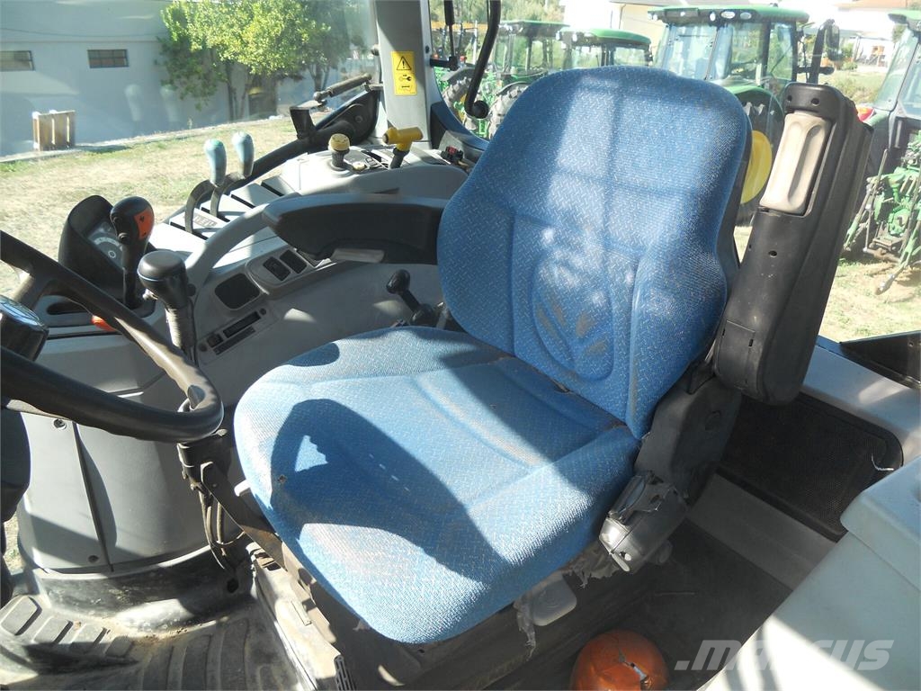 New Holland T 6010 Traktori