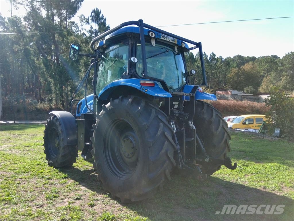 New Holland T6.155 الجرارات