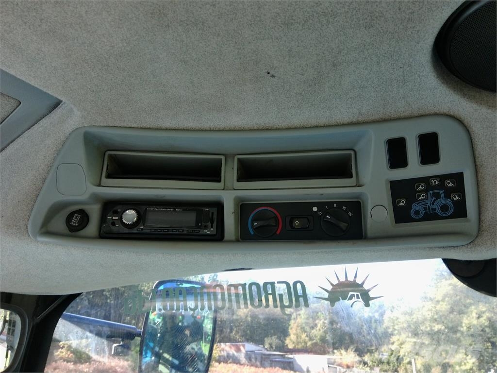 New Holland T6.155 الجرارات