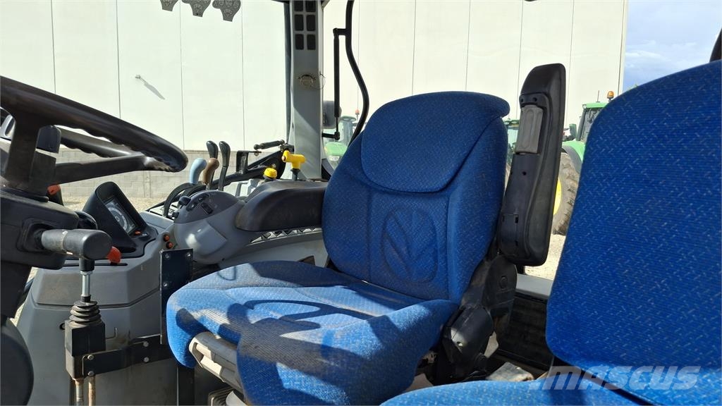 New Holland T6060 Tractors