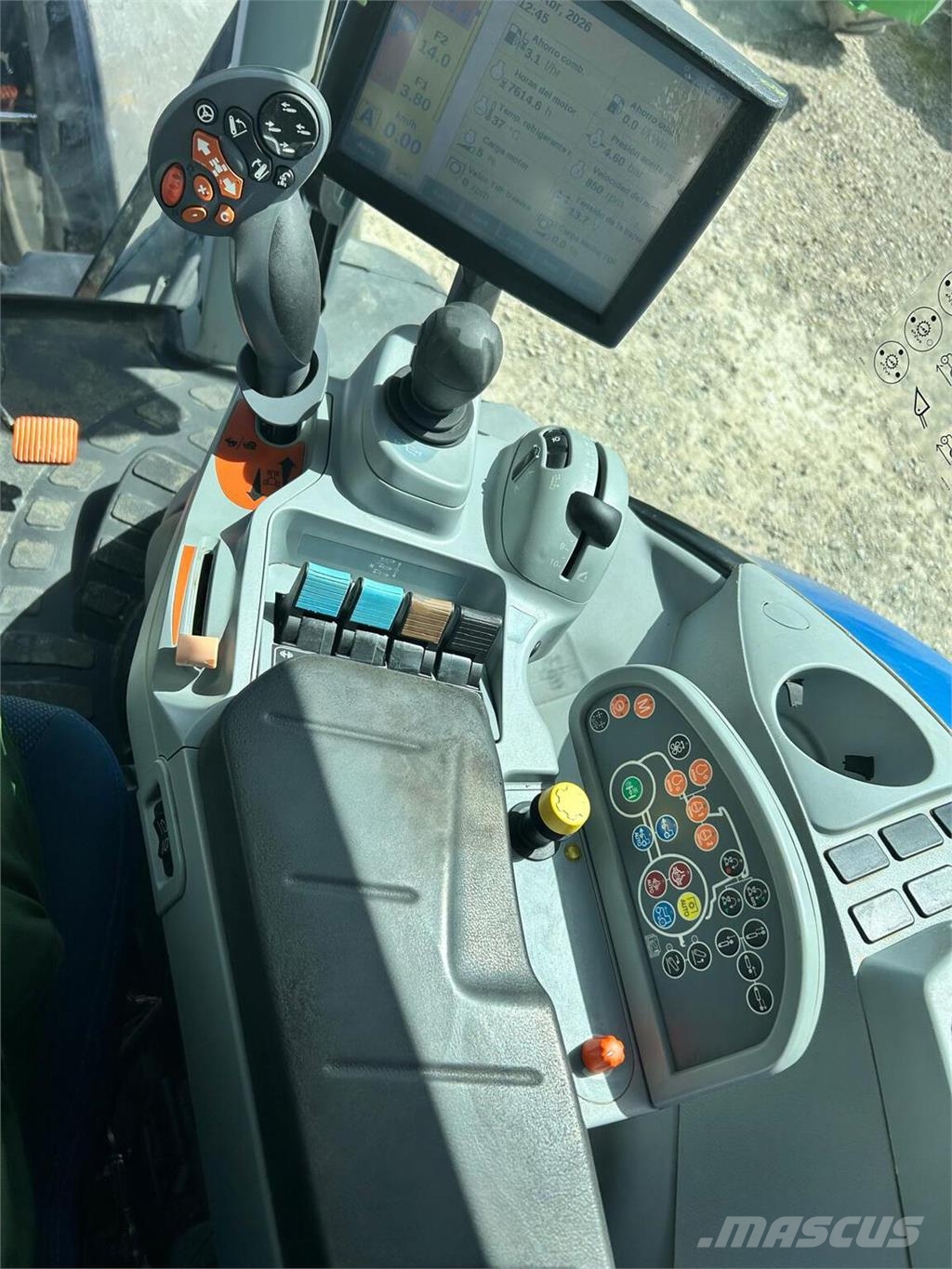New Holland T7.245 Traktori