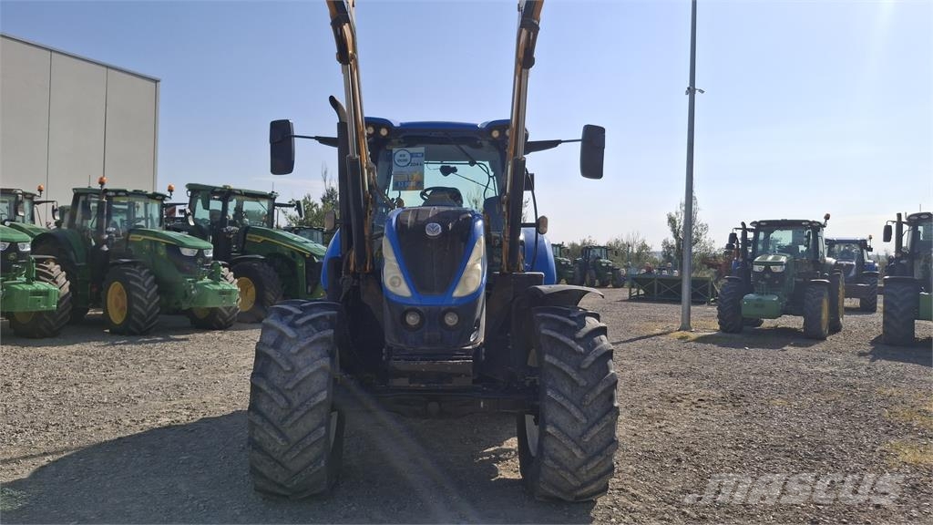 New Holland T7.190 Traktori