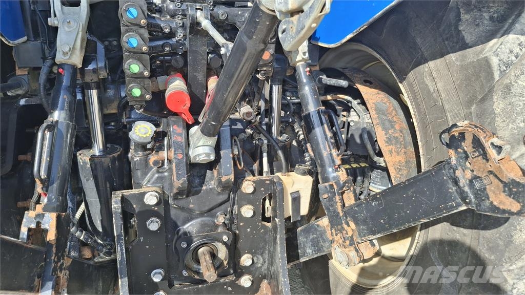 New Holland T7.190 Traktori