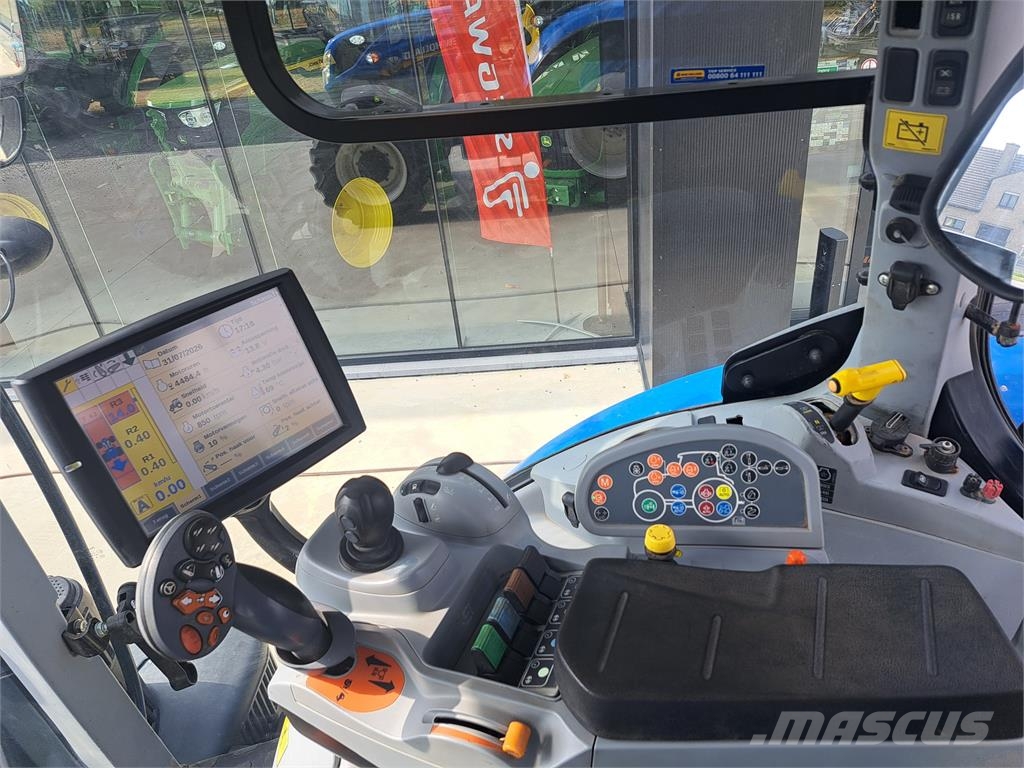 New Holland T7.210 Traktorok