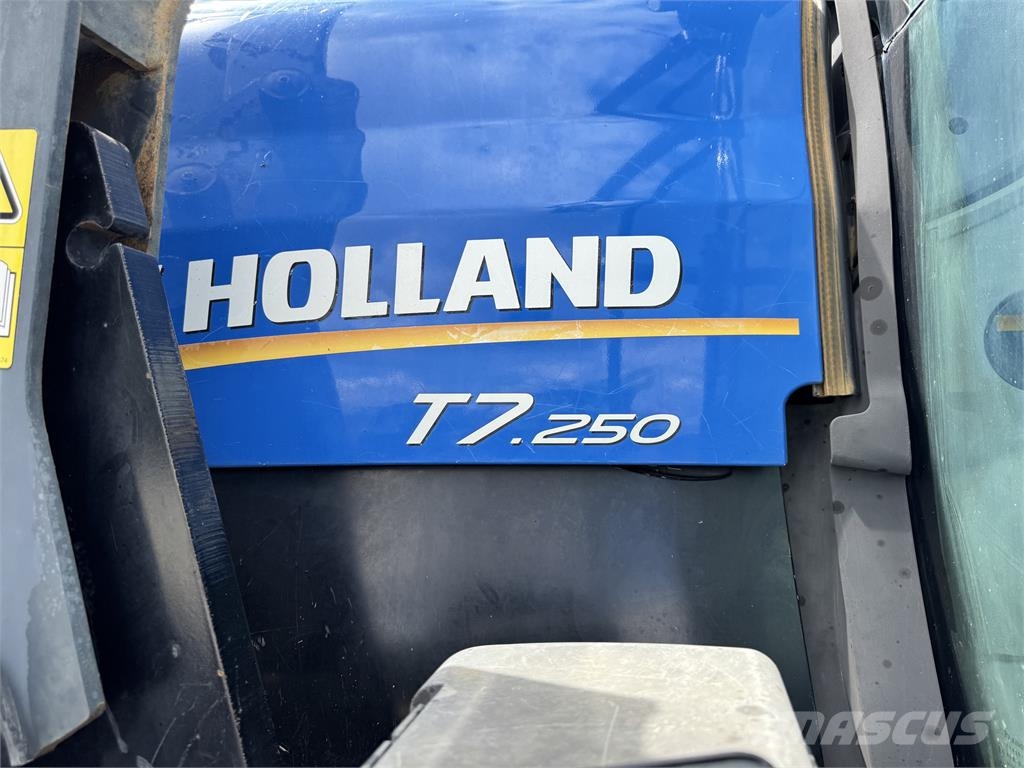 New Holland T7.250 トラクター