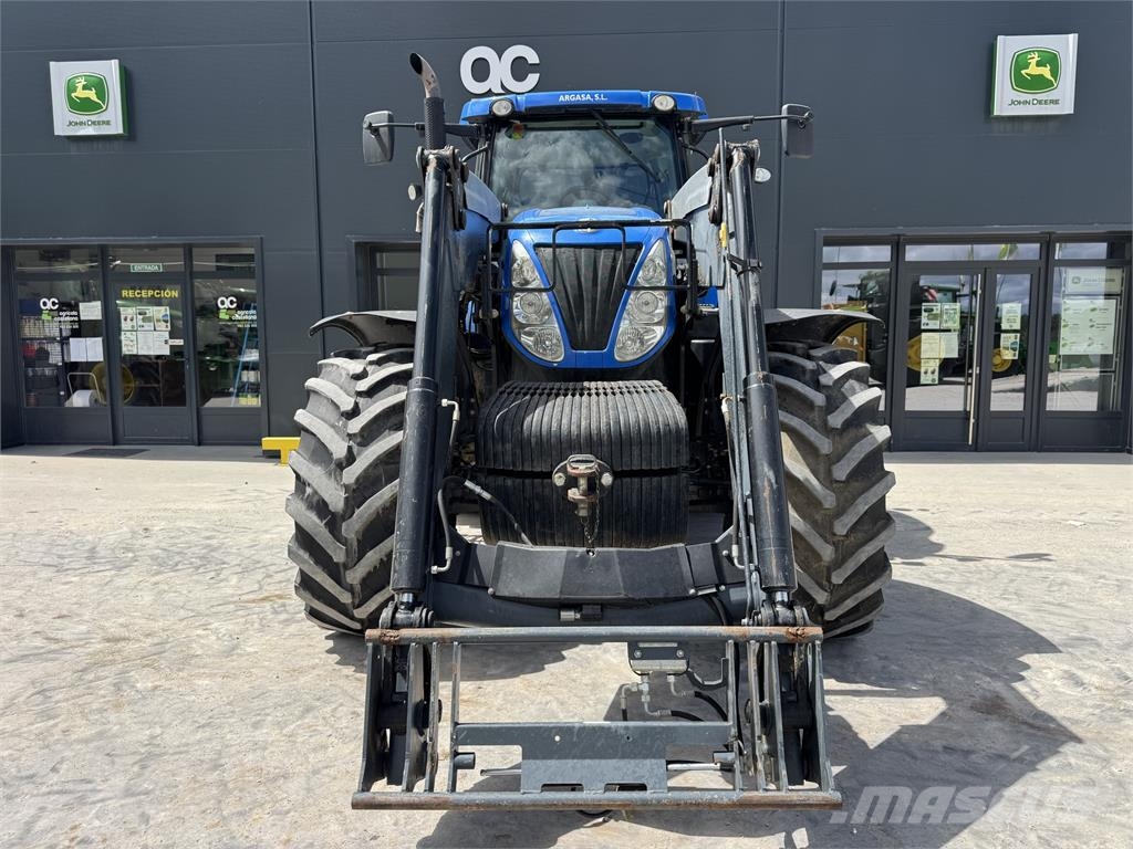 New Holland T7.250 トラクター