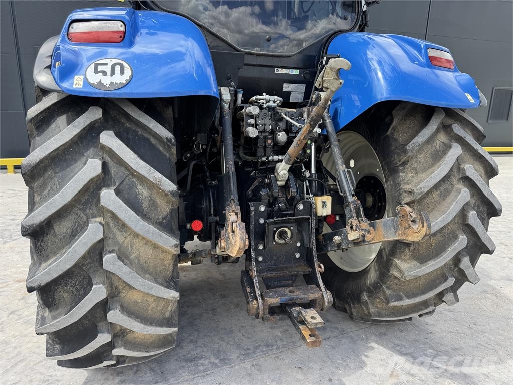 New Holland T7.250 トラクター