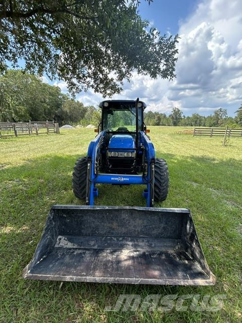 New Holland TN65D الجرارات
