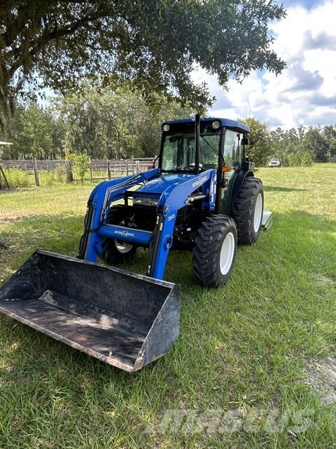 New Holland TN65D الجرارات