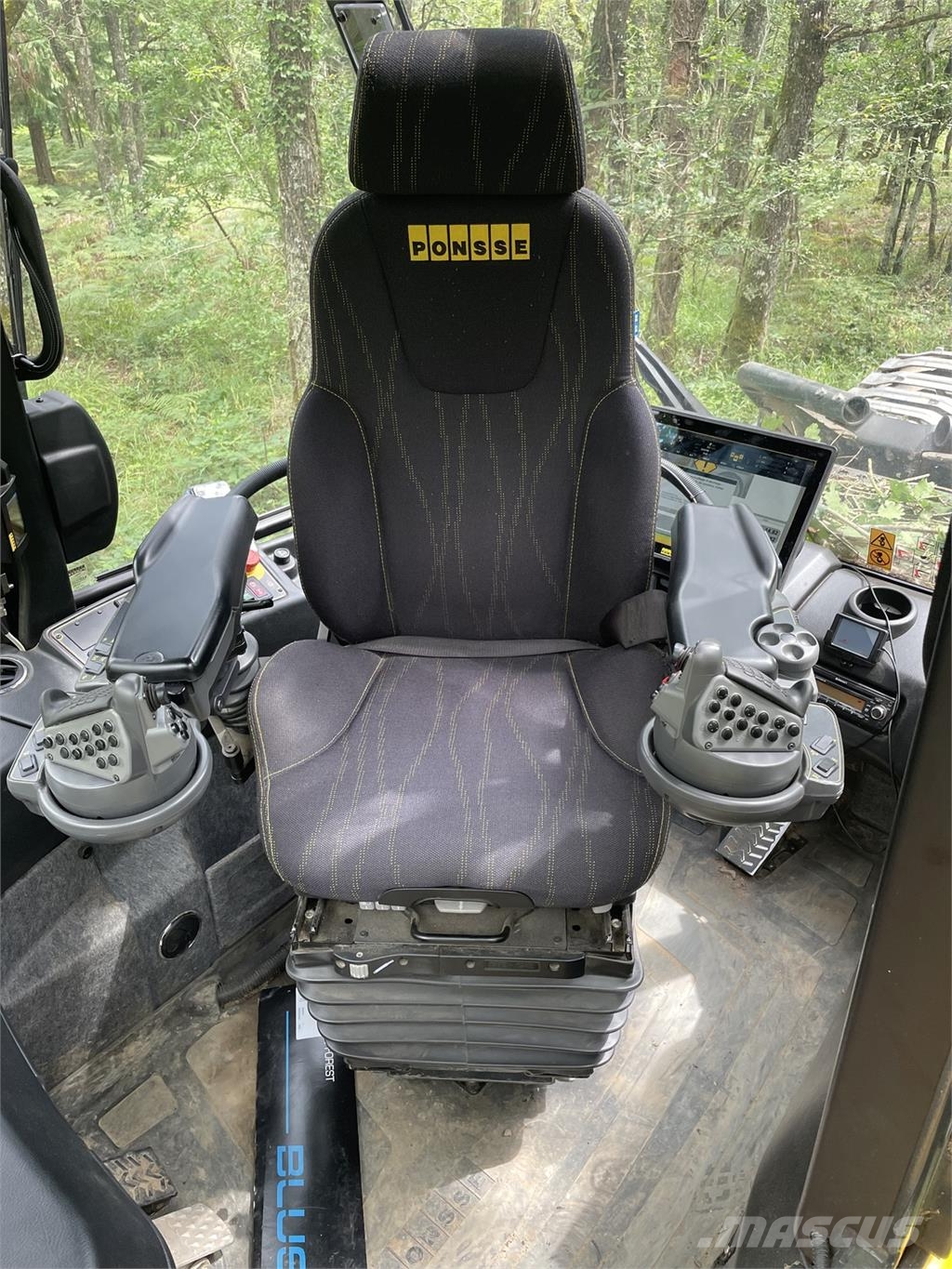 Ponsse BEAR Harvesterit
