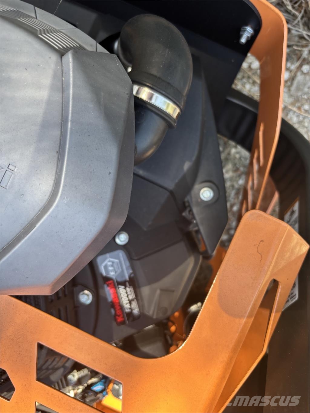 Scag SCZII72V-38F 零迴轉割草機