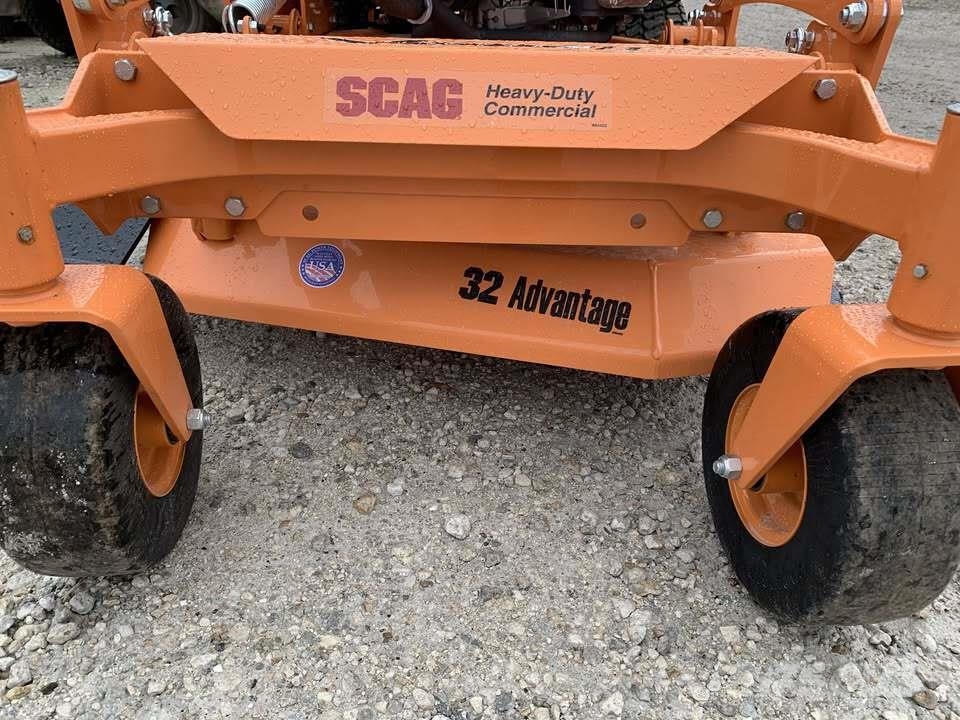 Scag SVRII-32A-16FX Riding mowers