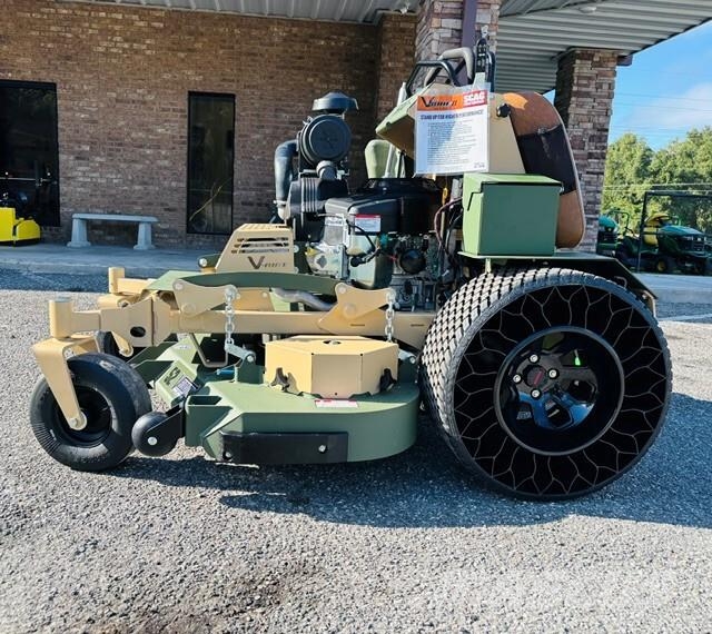 Scag SVRII52V-40BVEFI-NFT-T Traktorklippere
