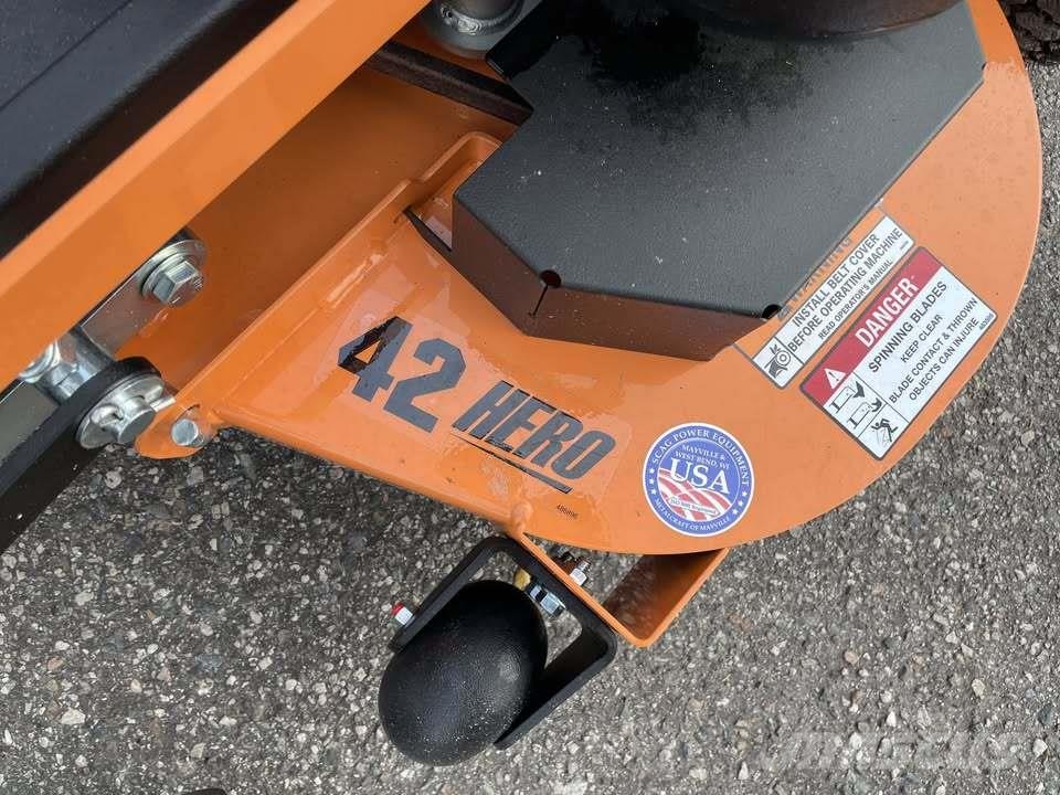 Scag SZL-42H-22KT Zero turn mowers