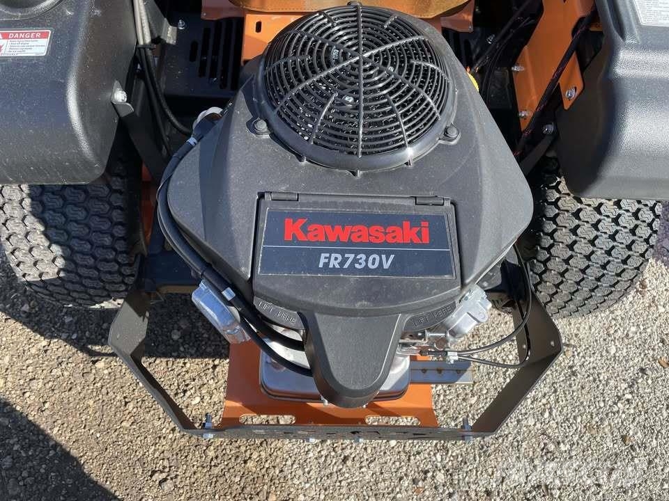 Scag SZL-61H-24FR Zero turn mowers