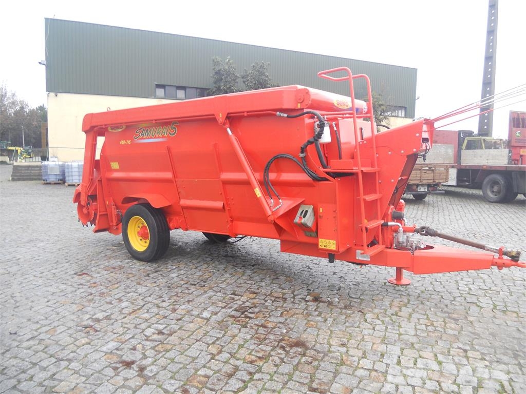 Seko Industries SEKO Samurai 5 450/115 Alimentador de animales