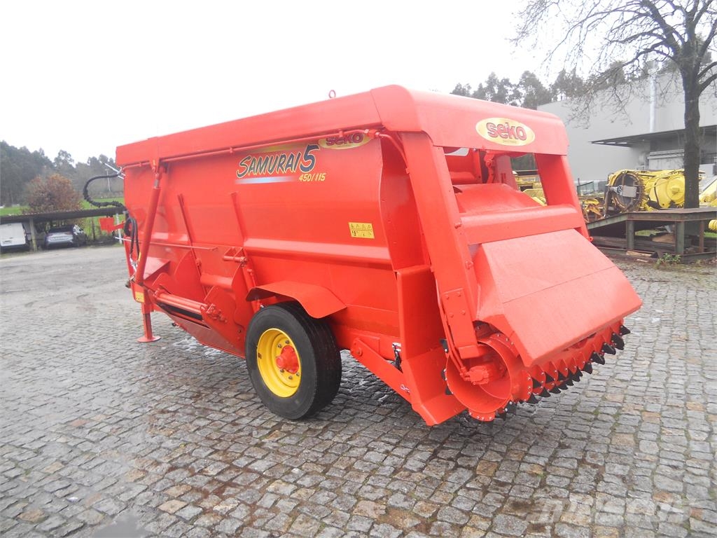 Seko Industries SEKO Samurai 5 450/115 Alimentador de animales