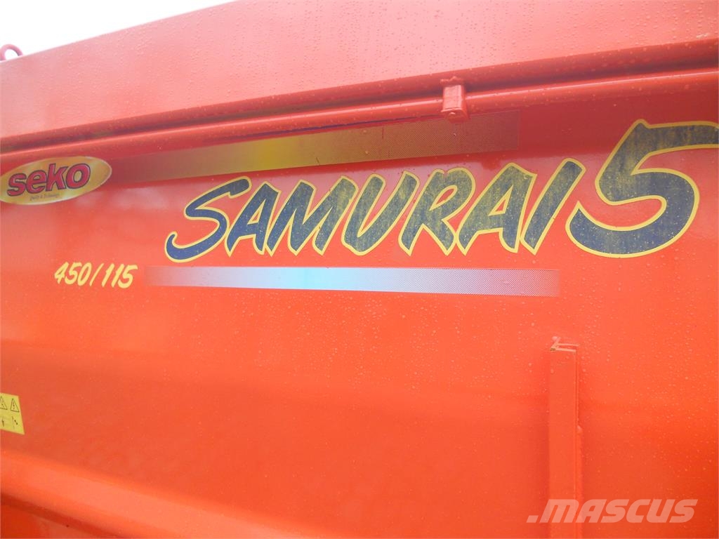 Seko Industries SEKO Samurai 5 450/115 Alimentador de animales