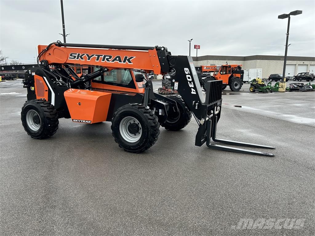 SkyTrak 6034 Telescopic handlers