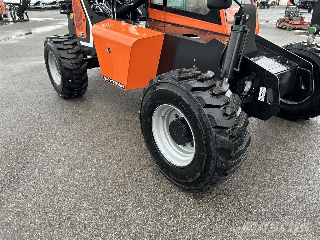 SkyTrak 6034 Telescopic handlers