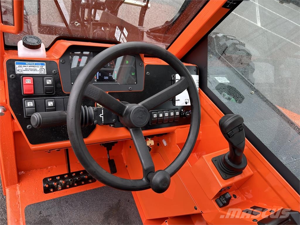 SkyTrak 6034 Telescopic handlers