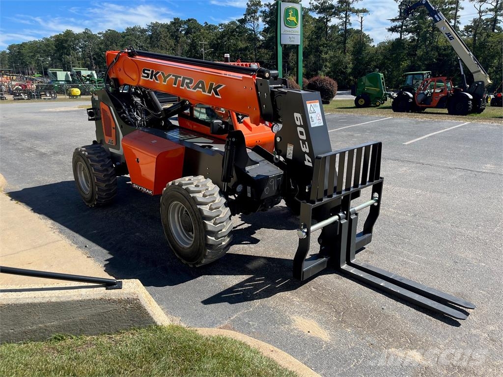 SkyTrak 6034 Telescopic handlers