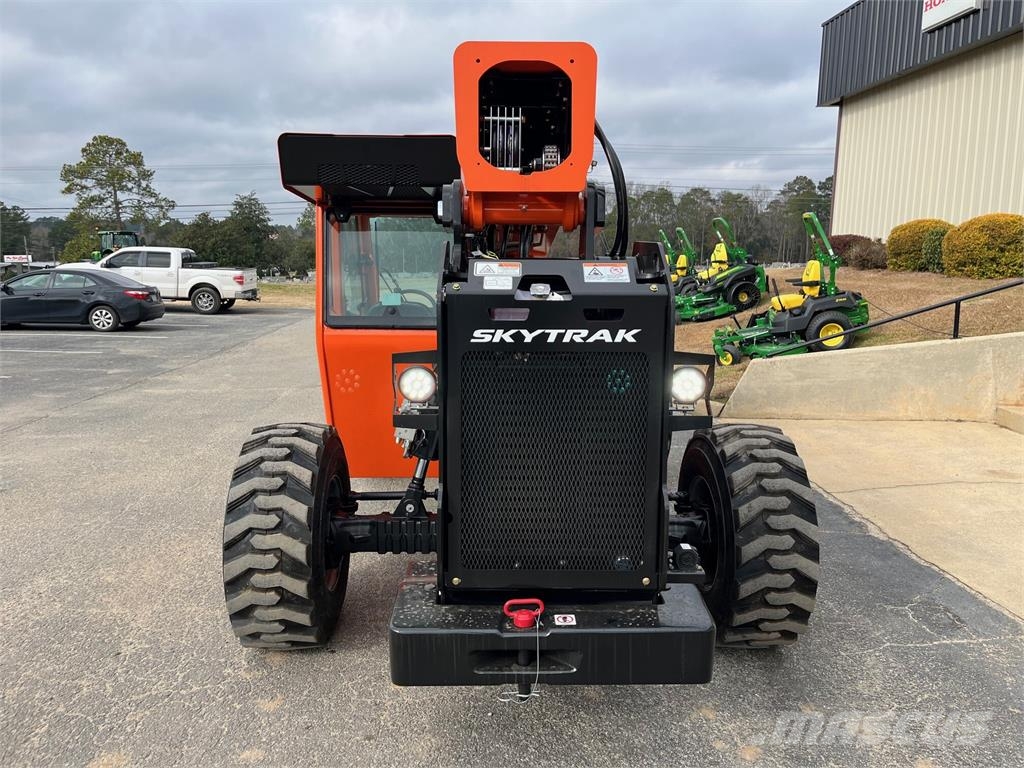 SkyTrak 6034 Telescopic handlers