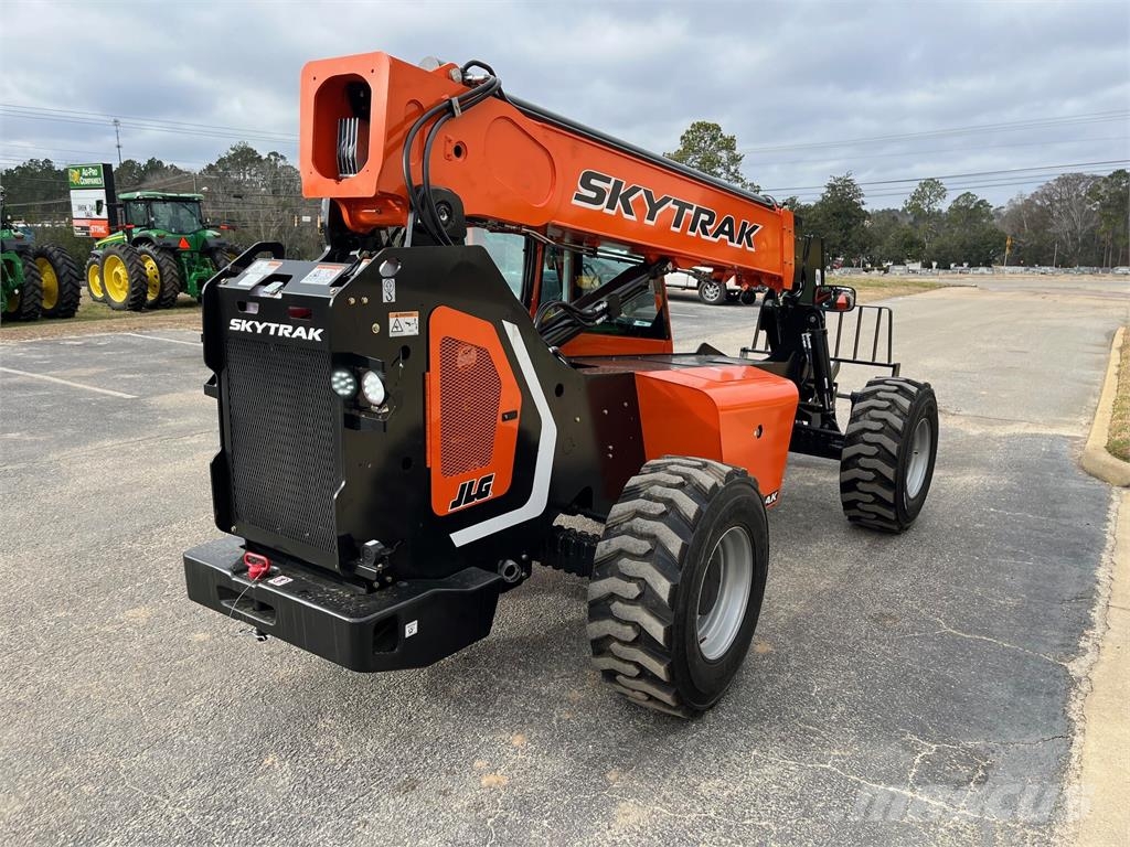 SkyTrak 6034 Telescopic handlers