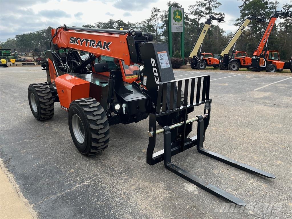 SkyTrak 6034 Telescopic handlers