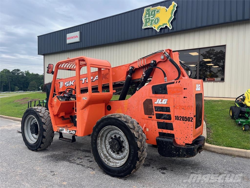 SkyTrak 6036 Telescopic handlers