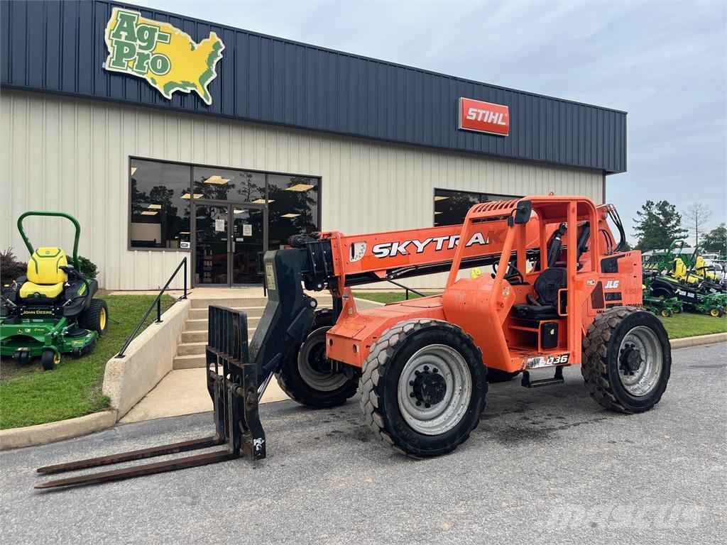 SkyTrak 6036 Telescopic handlers