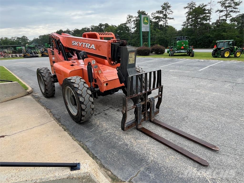 SkyTrak 6036 Telescopic handlers