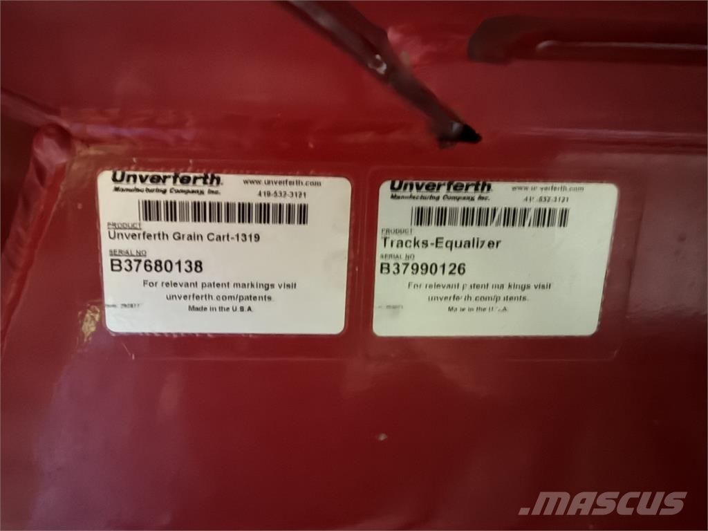 UNVERFERTH 1319 Grain / Silage Trailers