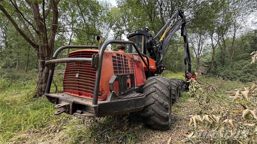 Valmet 911.3 Θεριζοαλωνιστικές μηχανές