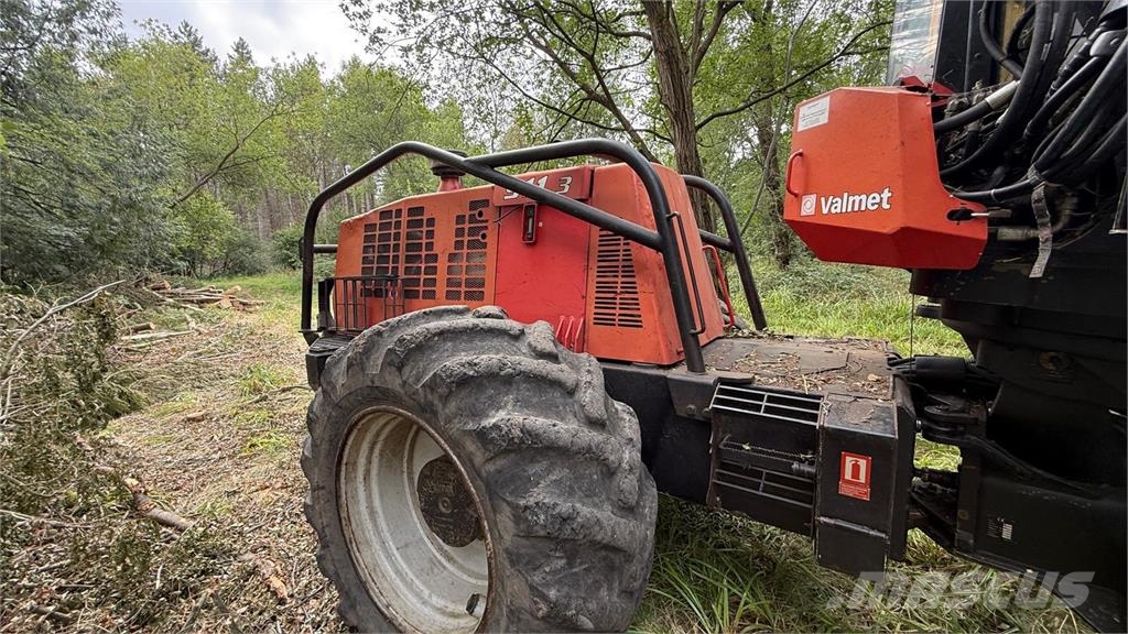 Valmet 911.3 Θεριζοαλωνιστικές μηχανές