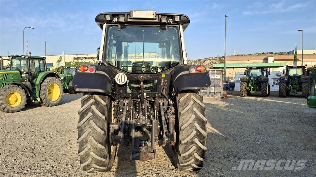 Valtra N103 Tractors