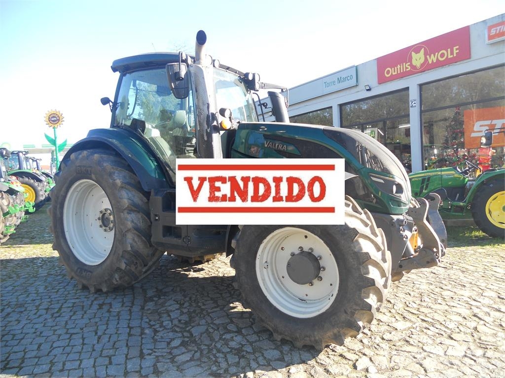 Valtra T174 Traktorer