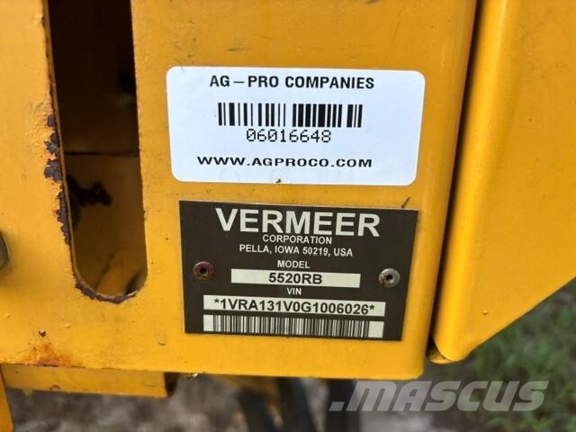 Vermeer 5520 Rebel Rundballenpressen